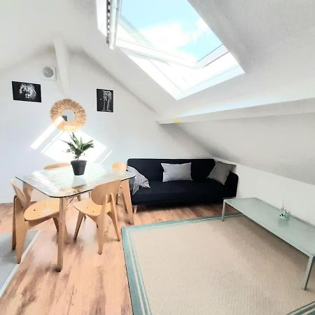 Residence Du Houx - 6 Survilliers Extérieur photo